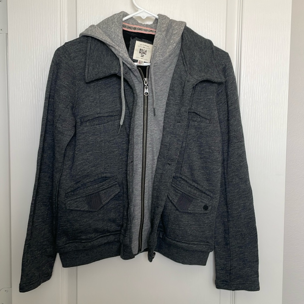Billabong jacket size Small